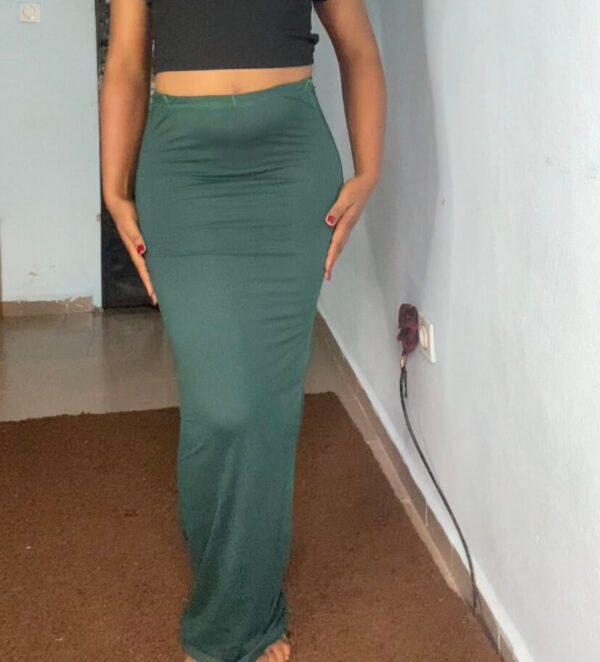 maxi skirt simple