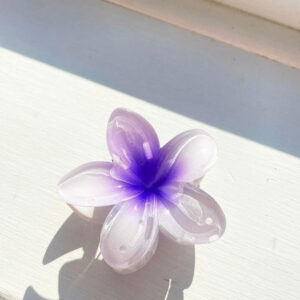 pince hibiscus blanc blue